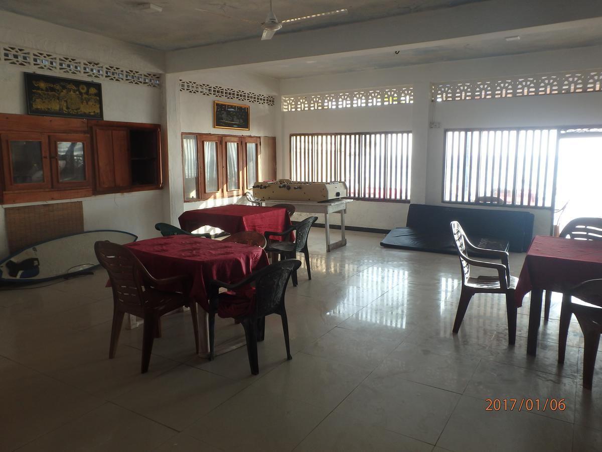 Hansa Surf Hotel Hikkaduwa Exterior foto