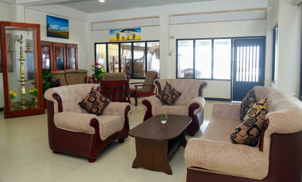Hansa Surf Hotel Hikkaduwa Exterior foto
